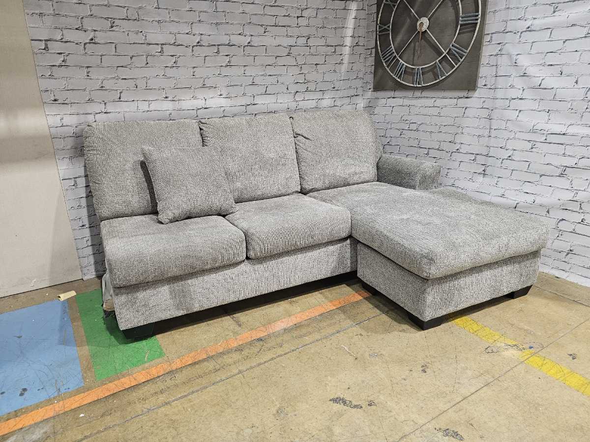Erinsburg-Exclusive 2 Piece Sectional with Chaise - Gallery Image 6